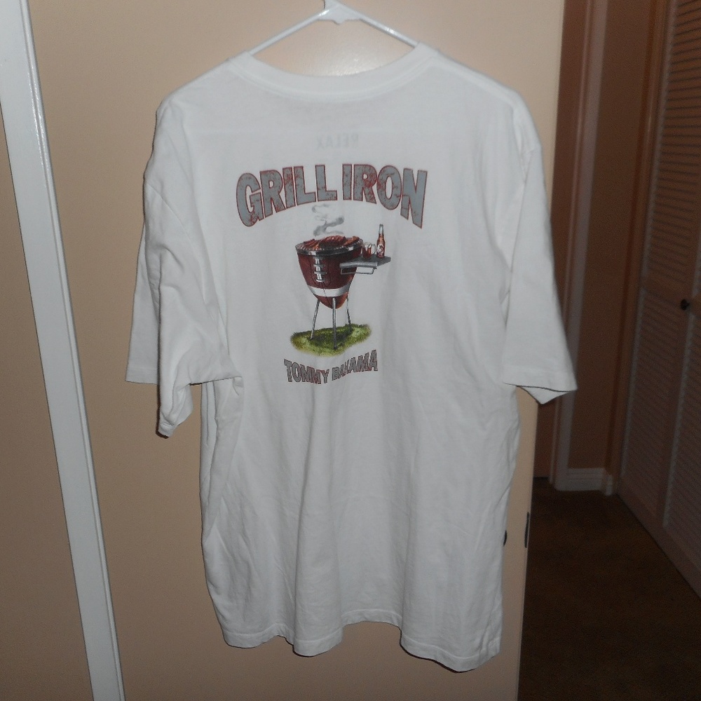 Tommy Bahama "Grill Iron" T-Shirt - Large